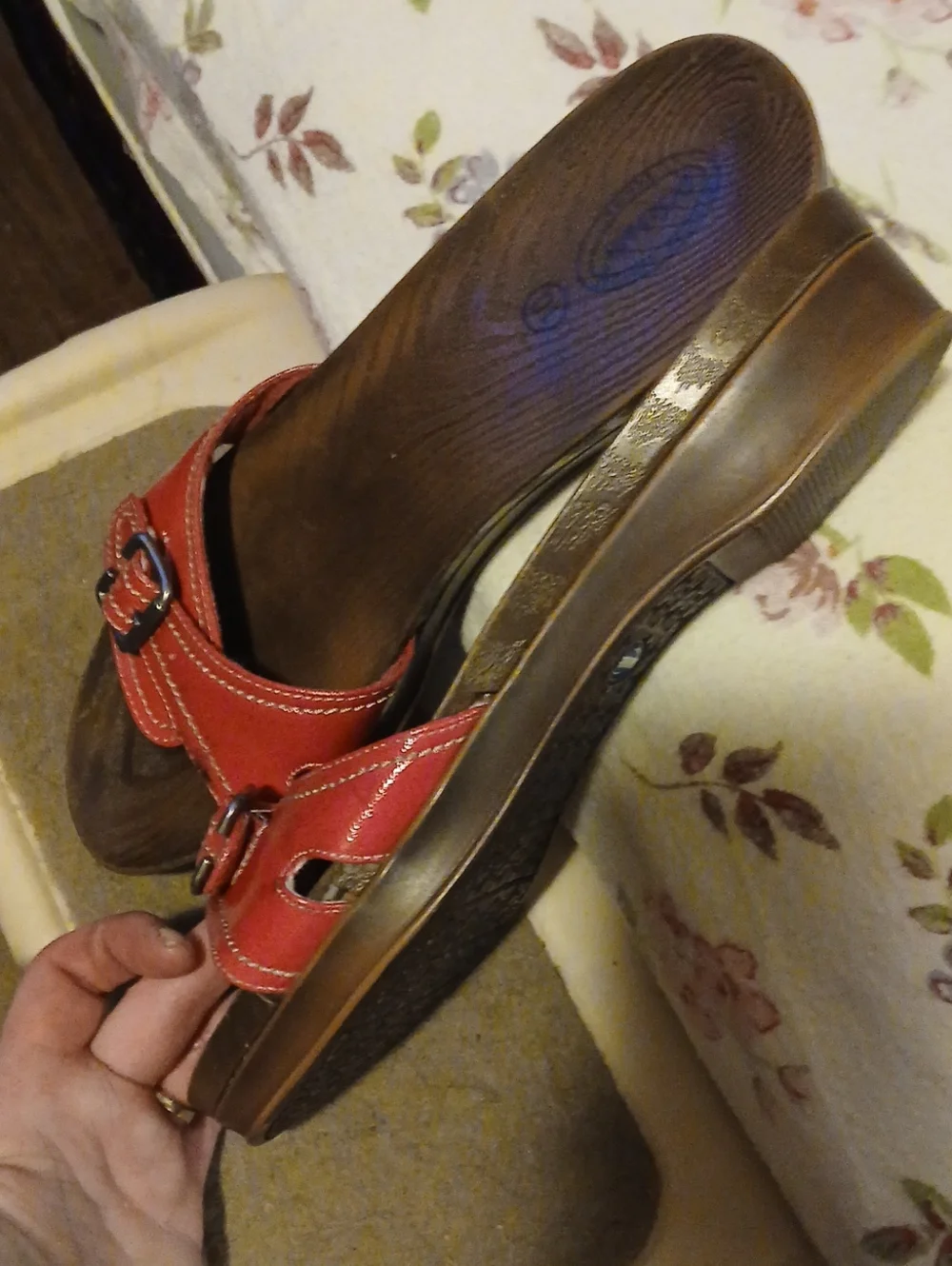 Dr. Scholl's Sandals Advanced Comfort Series Faux Wood Detail & Buckle Straps